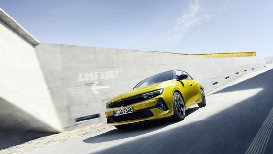 CONNECTED NAVIGATION PACK PLUS CONNECTED NAVIGATION PACK